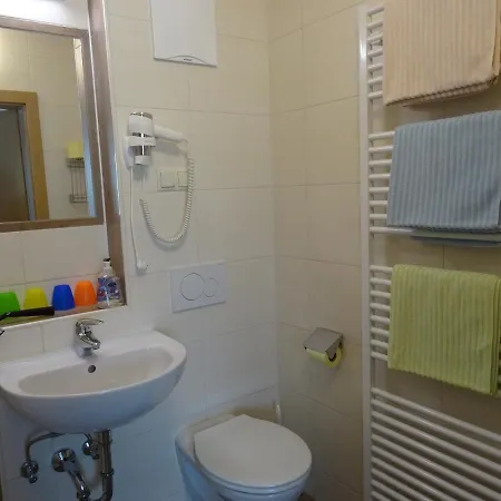 Haus Beutle * سخلادميخ